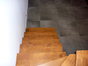 Ponçage, teinte et vitrification d'escalier