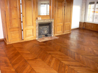 Rénovation d'un parquet du 19ème  siècle en pointe de Hongrie