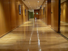 Restauration du parquet de l'hôtel parc and suite (Genève) parquet avec un fort trafic